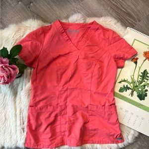 EUC greys anatomy salmon scrub top with pockets
